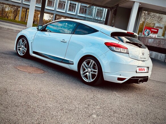 2012 Renault Megane RS III, белый, 1650000 рублей - вид 11