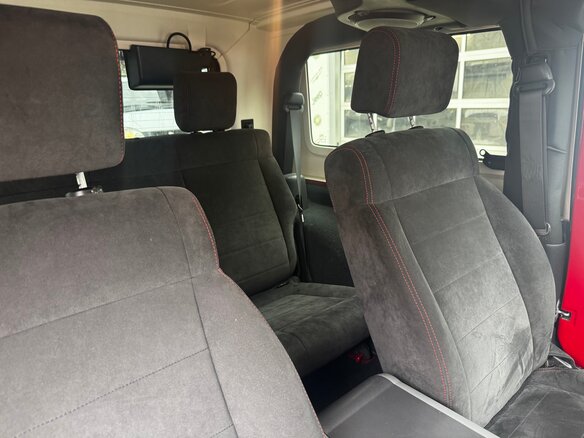 2008 Jeep Wrangler III (JK), красный, 2500000 рублей - вид 9
