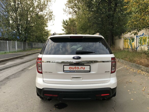 2012 Ford Explorer V, белый - вид 3