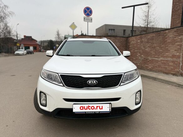 2014 Kia Sorento II Рестайлинг, белый, 1700000 рублей - вид 16