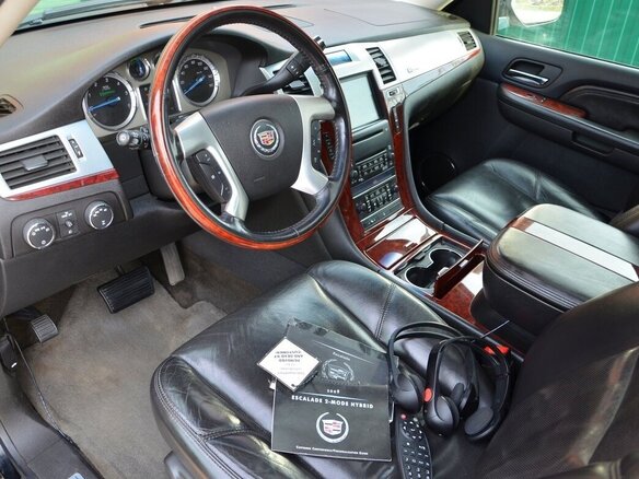 2008 Cadillac Escalade III, чёрный, 1870000 рублей - вид 4