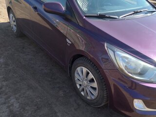 2012 Hyundai Solaris I, фиолетовый, 800000 рублей, вид 3