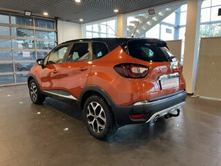 2017 Renault Kaptur I, оранжевый, 1590000 рублей, вид 5