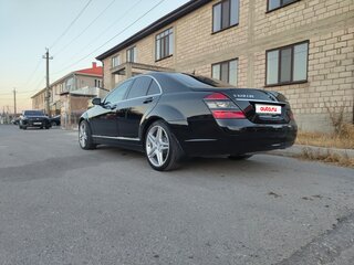 2007 Mercedes-Benz S-Класс 320 V (W221), чёрный, 1550000 рублей, вид 4