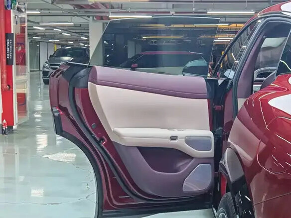 2026 Xiaomi YU7 GT, пурпурный, 11648099 рублей - вид 16
