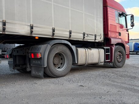 2004 MAN TGA, красный, 1450000 рублей, вид 3
