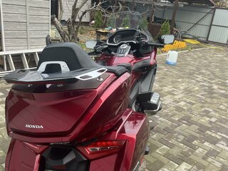 2018 Honda GL 1800 Gold Wing, красный, 2150000 рублей, вид 5