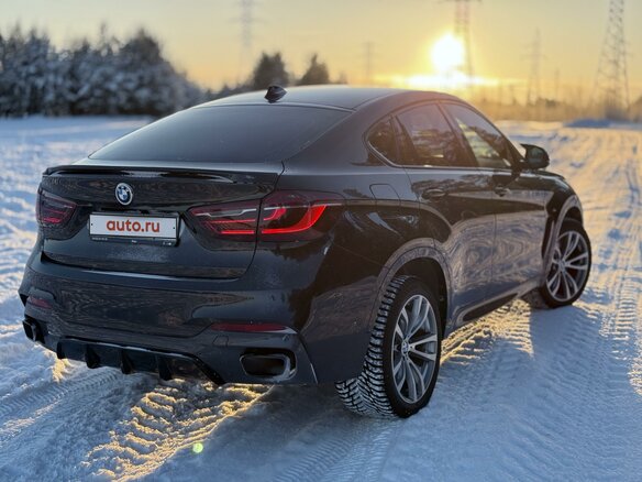 2019 BMW X6 40d II (F16), чёрный, 6000000 рублей - вид 4