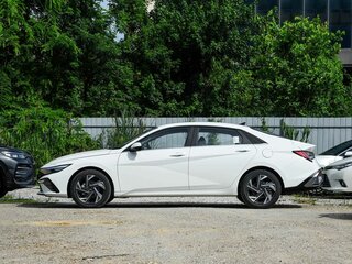 2026 Hyundai Elantra VII (CN7) Рестайлинг, белый, 2859900 рублей, вид 4
