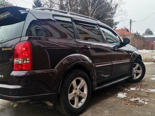2012 SsangYong Rexton II, пурпурный, 1150000 рублей, вид 5