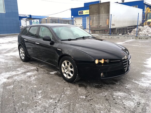 2006 Alfa Romeo 159, чёрный