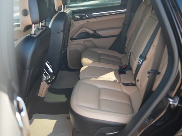 2015 Porsche Cayenne II Рестайлинг (958), чёрный, 3100000 рублей - вид 9