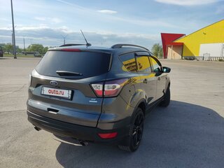 2017 Ford Escape III Рестайлинг, серый, 1690000 рублей, вид 5