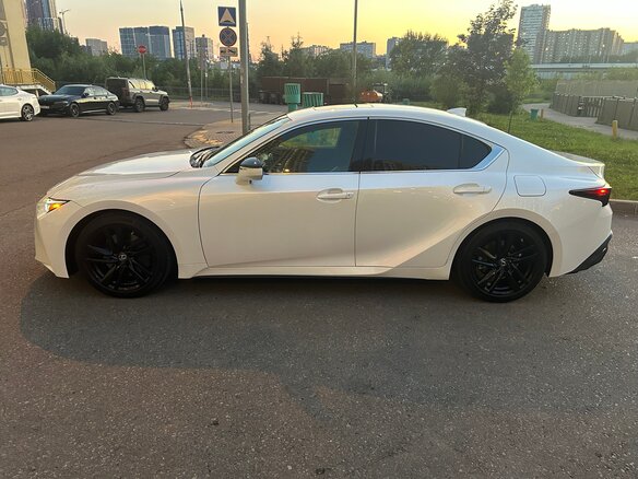 2021 Lexus IS 300 III Рестайлинг 2, белый, 5100000 рублей - вид 7