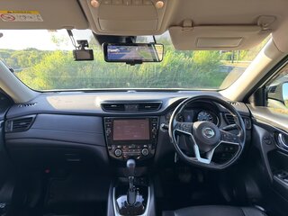 2017 Nissan X-Trail III Рестайлинг, белый, 2000000 рублей, вид 5