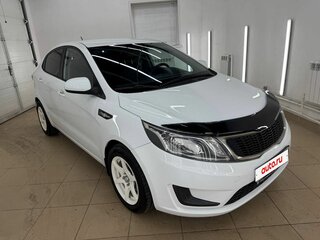 2014 Kia Rio III, белый, 799000 рублей, вид 3