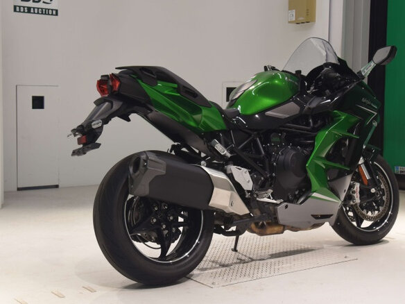 2024 Kawasaki Ninja H2 SX, зелёный, 2100000 рублей - вид 3