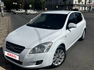 2009 Kia Ceed I, белый, 850000 рублей, вид 1