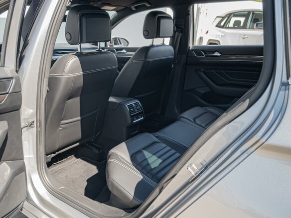 2020 Volkswagen Passat GTE B8 Рестайлинг, серый, 3099000 рублей - вид 10
