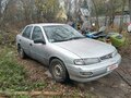 1998 Kia Sephia I Рестайлинг, серебристый, 69900 рублей - вид 1