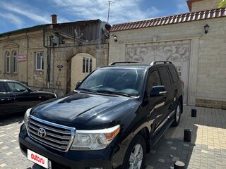 2013 Toyota Land Cruiser 200 Series Рестайлинг 1, чёрный, 3950000 рублей, вид 1