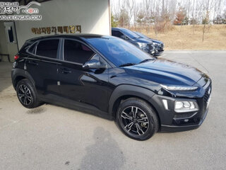 2023 Hyundai Kona I Рестайлинг, чёрный, 1299999 рублей, вид 3