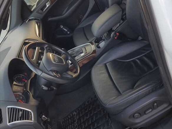 2010 Audi Q5 I (8R), белый - вид 13