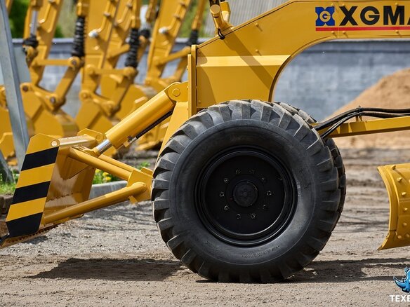 2026 XGMA Автогрейдеры, жёлтый, 11350000 рублей - вид 12