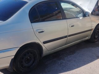 1998 Toyota Avensis I, зелёный, 255000 рублей, вид 4