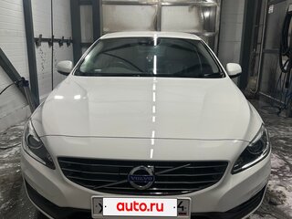 2013 Volvo S60 II Рестайлинг, белый, 1300000 рублей, вид 3
