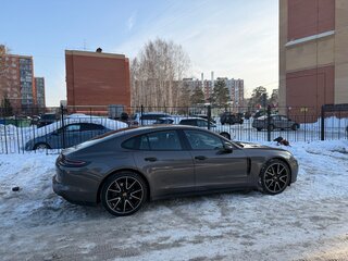 2018 Porsche Panamera 4S II, серый, 6000000 рублей, вид 5