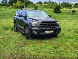 2012 Toyota Sequoia II, чёрный, 3800000 рублей, вид 1