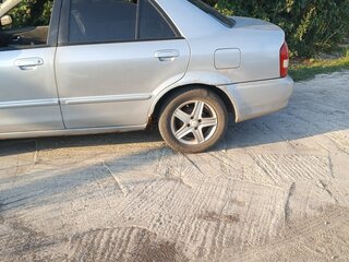 2001 Mazda Protege III (BJ), серебристый, 180000 рублей, вид 3