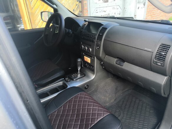 2006 Nissan Pathfinder III, серый, 950000 рублей - вид 10