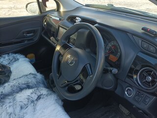 2018 Toyota Vitz III (XP130) Рестайлинг, фиолетовый, 1300000 рублей, вид 3