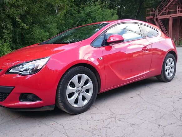 2015 Opel Astra GTC J Рестайлинг, красный - вид 3