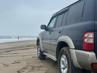 2000 Nissan Patrol V (Y61), синий, 1250000 рублей, вид 3