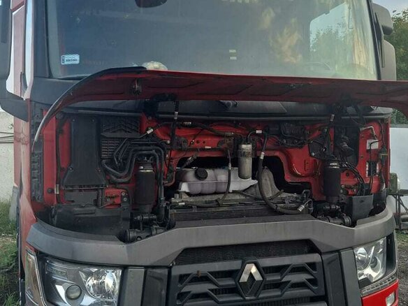 1998 Renault Premium, красный, 2800000 рублей - вид 5
