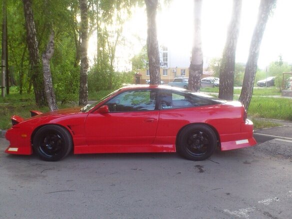 1993 Nissan 200SX S13, красный - вид 1