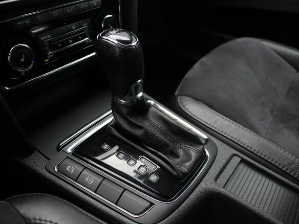 2013 Skoda Superb DSG II Рестайлинг, чёрный, 959000 рублей - вид 20