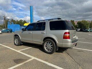 2005 Ford Explorer III, серебристый, 700000 рублей, вид 4