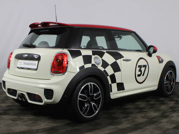 2016 Mini Hatch JCW III (F55/F56), белый - вид 2