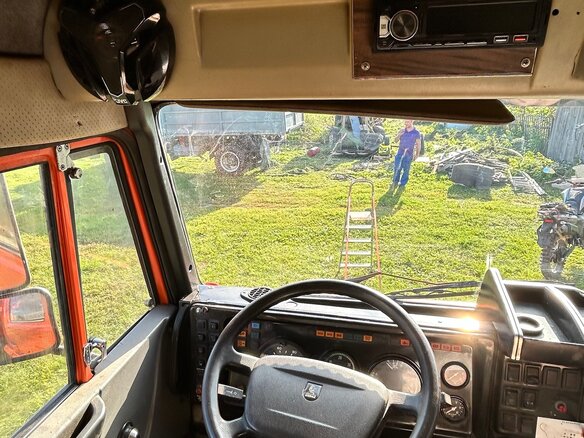 2004 КамАЗ 6520, оранжевый, 1100000 рублей - вид 10