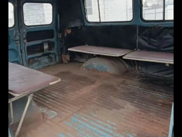 2000 УАЗ 3741, голубой, 240000 рублей - вид 4