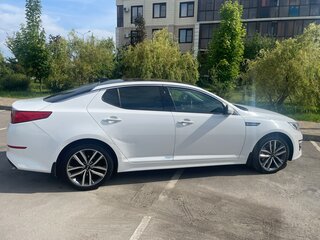 2013 Kia Optima III Рестайлинг, белый, 1749999 рублей, вид 5