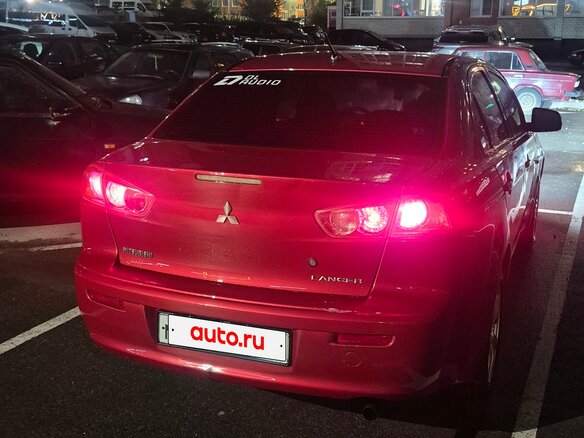 2008 Mitsubishi Lancer X, красный, 650000 рублей - вид 4
