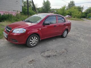 2010 Chevrolet Aveo I Рестайлинг, красный, 550000 рублей, вид 1