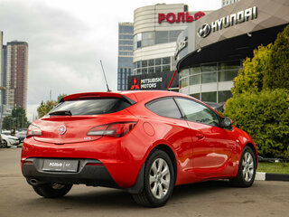 2014 Opel Astra GTC J Рестайлинг, красный, 713000 рублей, вид 4