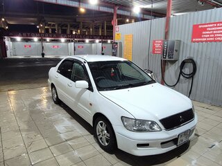 2000 Mitsubishi Lancer Cedia IX, белый, 370000 рублей, вид 2