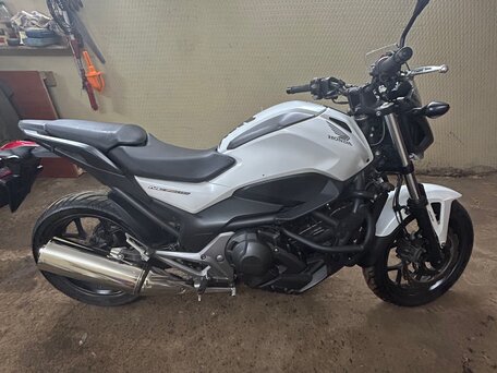 2015 Honda NC 750S, белый, 590000 рублей, вид 2